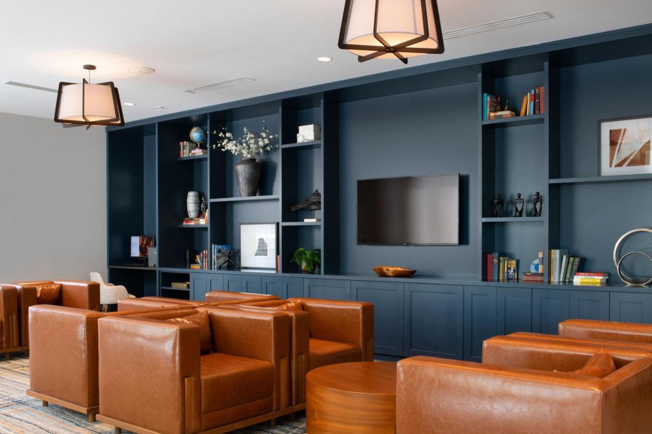 Residence Inn By Marriott St Louis Клейтон Экстерьер фото
